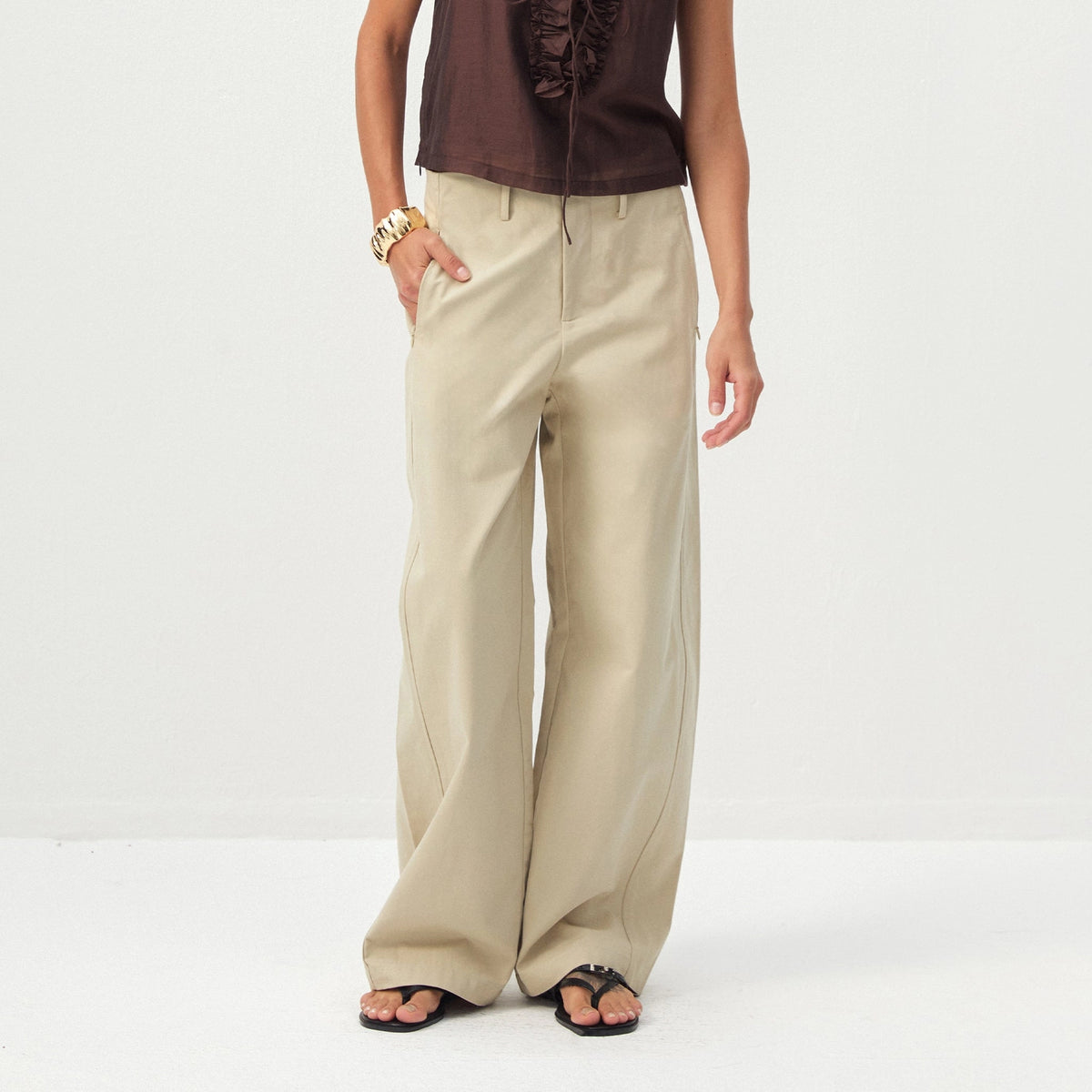 The Everyday Wide-Leg Trouser